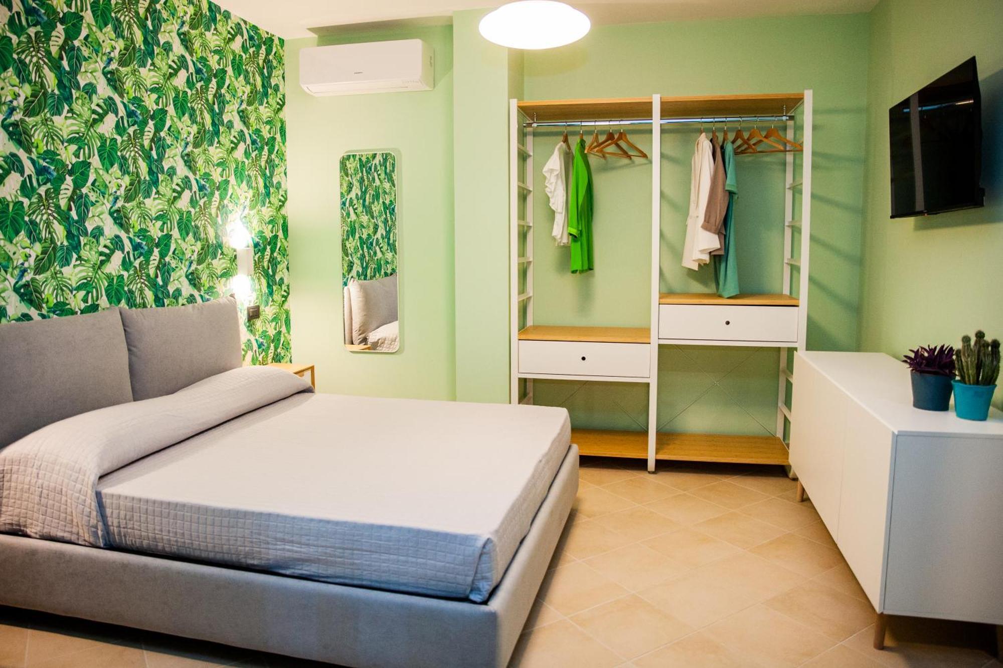 Le Colonne Bed & Breakfast Cassino Exterior photo