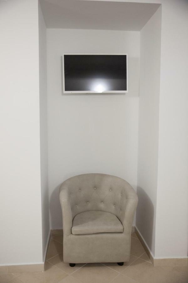 Le Colonne Bed & Breakfast Cassino Exterior photo